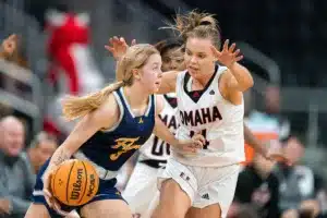 Omaha Mavericks guard Katie Keitges