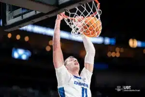 Creighton Bluejays center Ryan Kalkbrenner