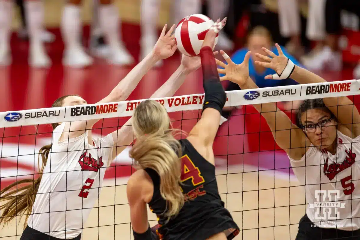 No. 2 Huskers Sweep No. 20 Trojans, But Batenhorst Receives Warm Welcome