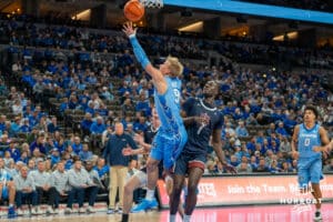 Ty Davis attempts a layupduring a college basketball game November 10th, 2024 in Omaha Nebraska. Photo by Brandon Tiedemann.