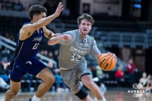 Omaha Mavericks Tony Osburn drives to the hoop during a college basketball game on November 30th, 2024 in Omaha Nebraska. Photo by Brandon Tiedemann.