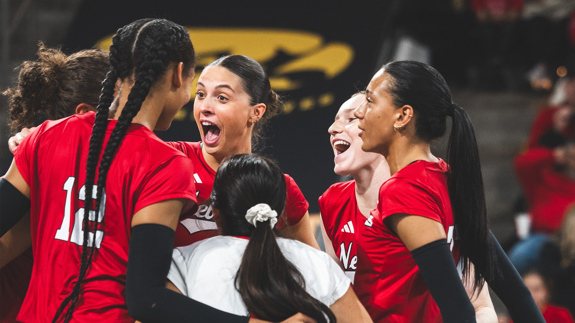 No. 2 Nebraska Volleyball Breezes By Iowa