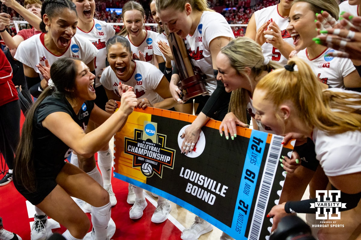 Race for the Roses Continues for Nebraska Volleyball