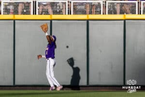Outfielder LSU Tiger Chris Stanfield (1) se v sobotu 21. června 2025 v Nebrasce v Omaha v Omaha v Omaha v Omaha v Omaha v Omaha v Omaha v Nebrasky. Foto John S. Peterson.