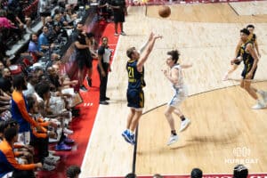 Steven Ashworth střílí před basketbalovou hrou ve středu 17. července 2025 v Las Vegas. Foto Brandon Tiedemann.