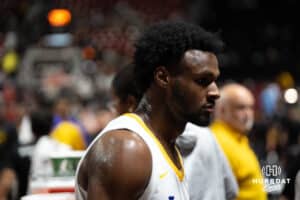 Bronny James po časovém limitu během basketbalové hry ve středu 17. července 2025 v Las Vegas. Foto Brandon Tiedemann.