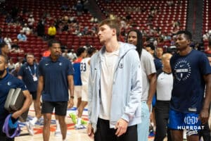 Cooper Flagg před basketbalovou hrou ve středu 16. července 2025 v Las Vegas. Foto Brandon Tiedemann.