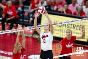 Nebraska Cornhusker Bergen Reilly (2) sets the ball against the Nebraska alumni in the fourth set during the Nebraska alumni match on Saturday, Aug. 16, 2025 in Lincoln, Nebraska. Photo by John S. Peterson.