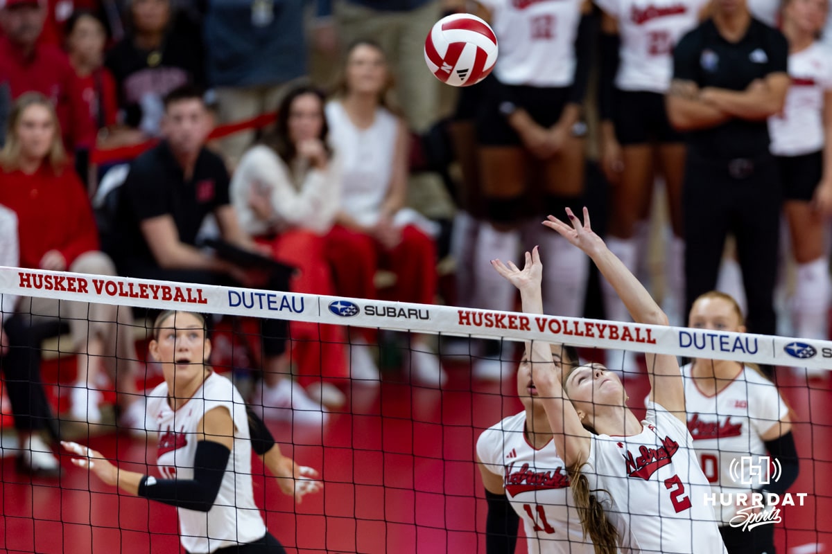No. 1 Nebraska Volleyball Looks to Keep Streaks Alive in Week Seven of Big Ten Play