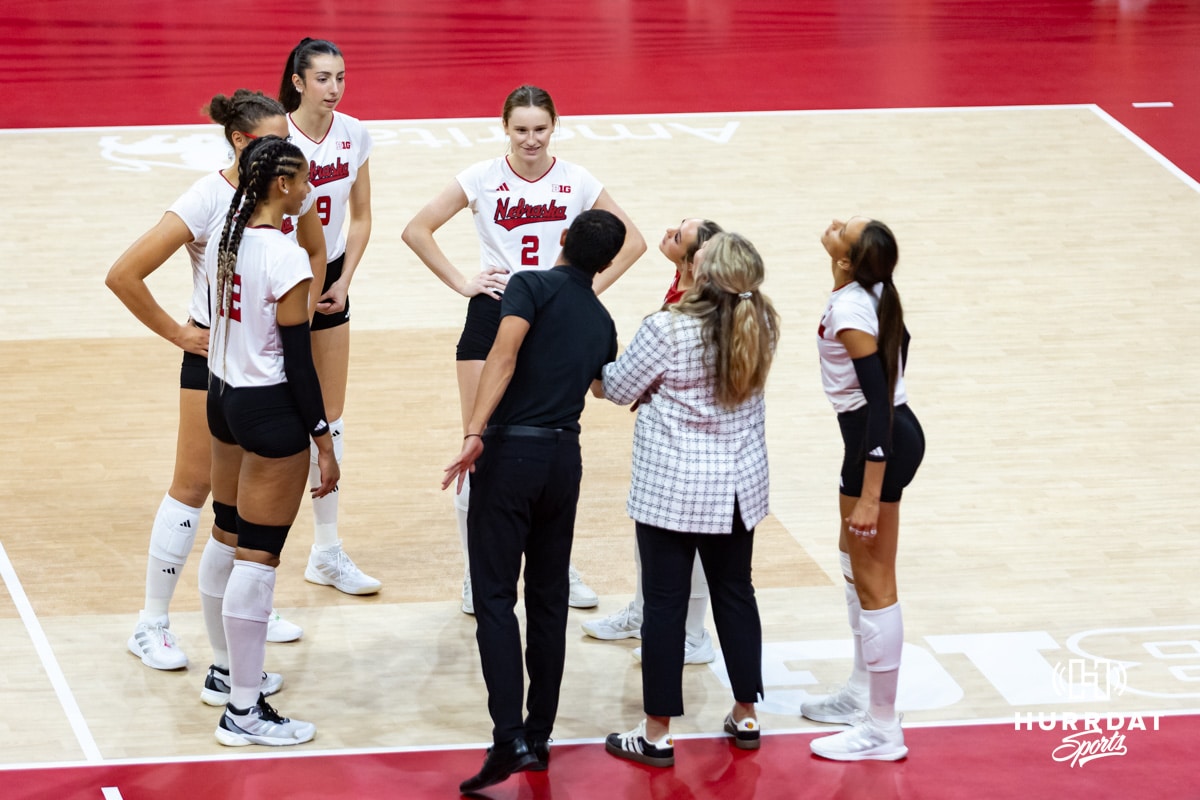 Nebraska Cornhuskers watch the screen during a challenge against the Oregon Ducks in the third set of a college volleyball match on Sunday, November 2, 2025, in Lincoln, Nebraska. Photo by John S. Peterson.